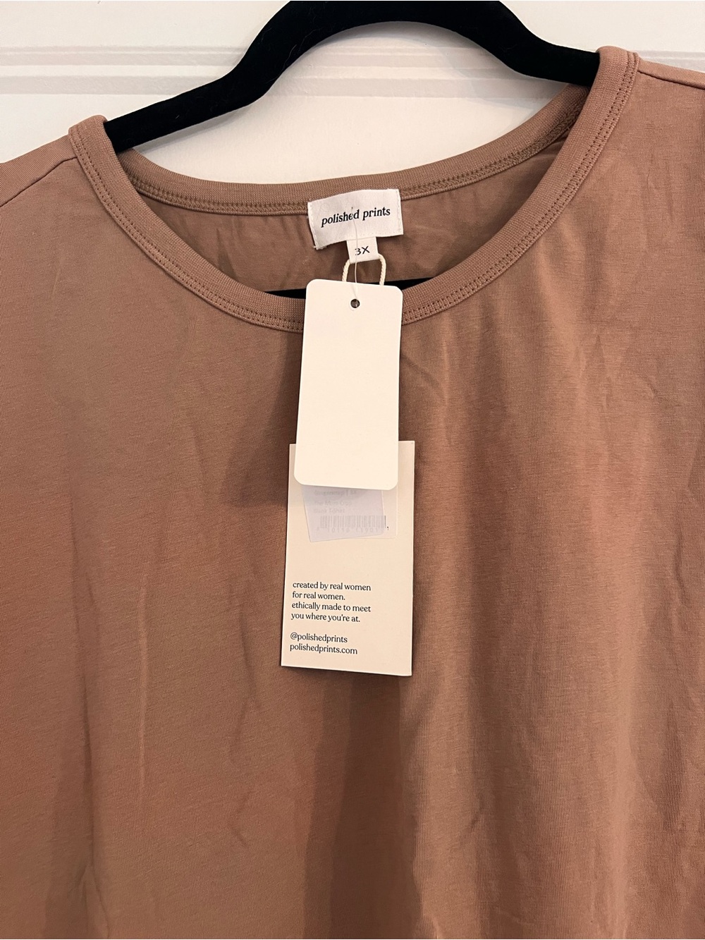 Polished Prints Women's Scoop Neck Short Sleeve Top in Mauve Brown